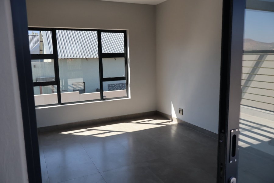 5 Bedroom Property for Sale in Kosmos North West